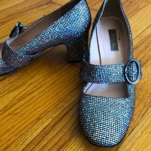 Sparkling SJP low heels